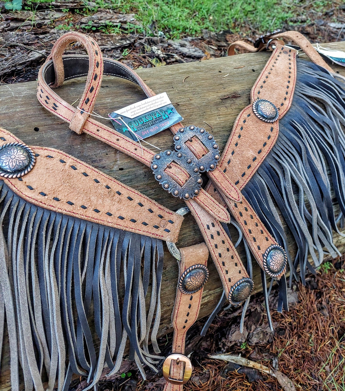 Roughout Buckstitch And Fringe Tack Set