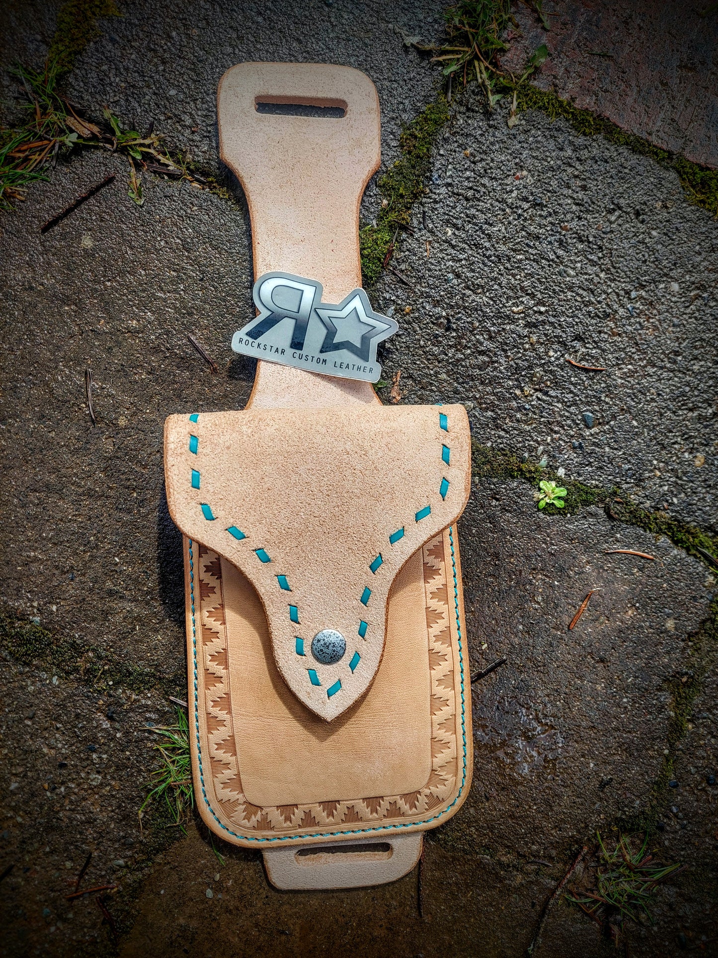 Back Cinch Phone Pocket