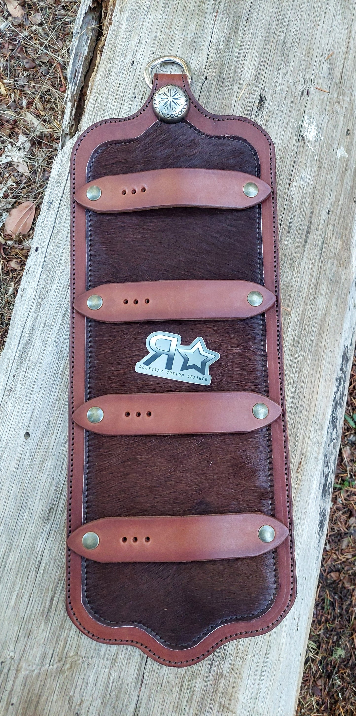Cowhide 4 Slot Buckle Holder