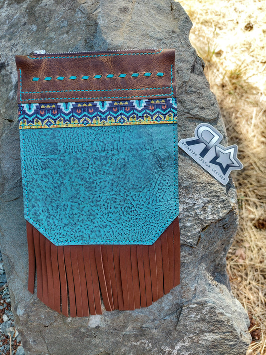 Distressed Turquoise Saddle Pocket