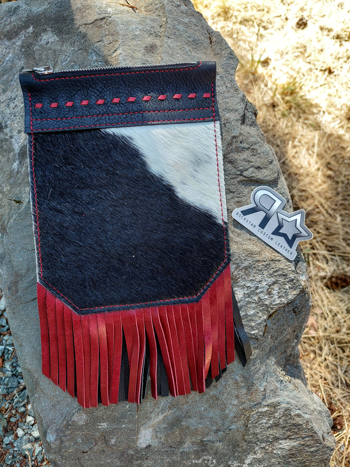 Cowhide Saddle Pocket Black/Red
