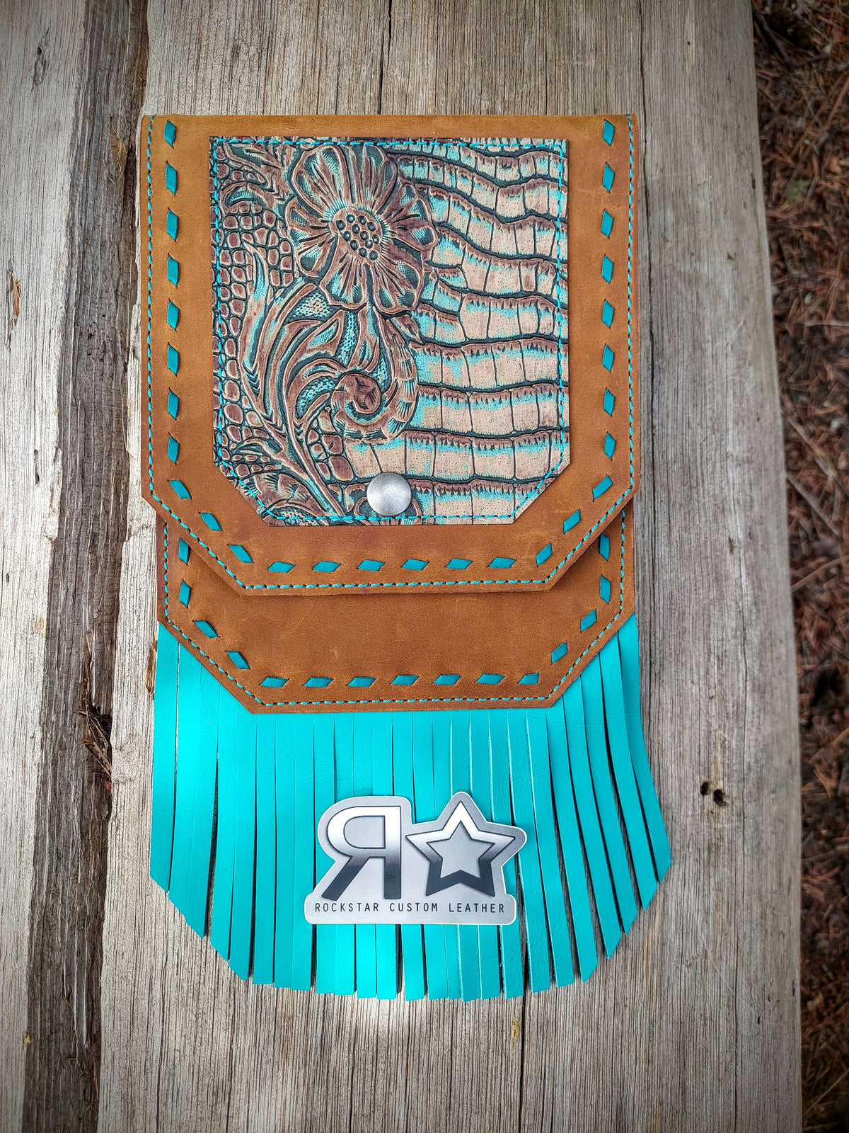 Turquoise Gator Saddle Pocket
